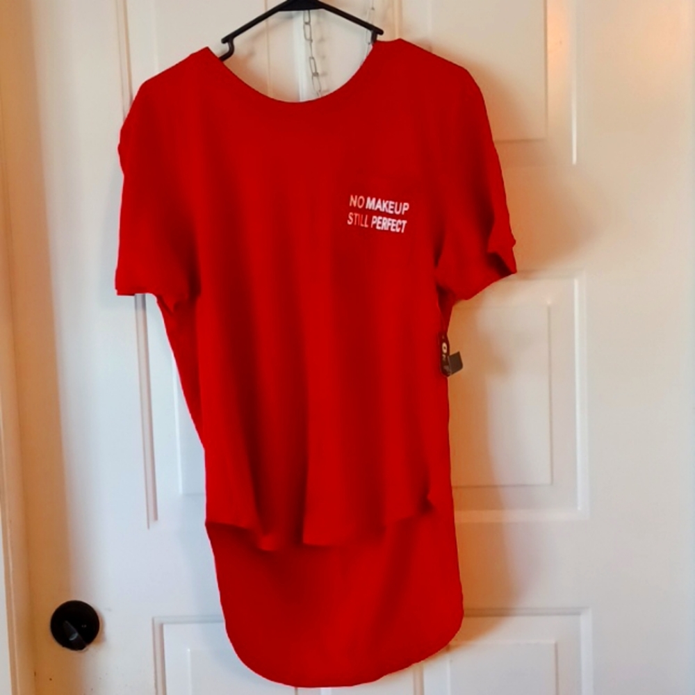 **BRAND NEW** ON FIRE [PLUS 1X] RED NO MAKEUP STILL PERFECT T-SHIRT